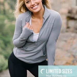 Zyia Gray Pocket 1/2 Zip Pullover